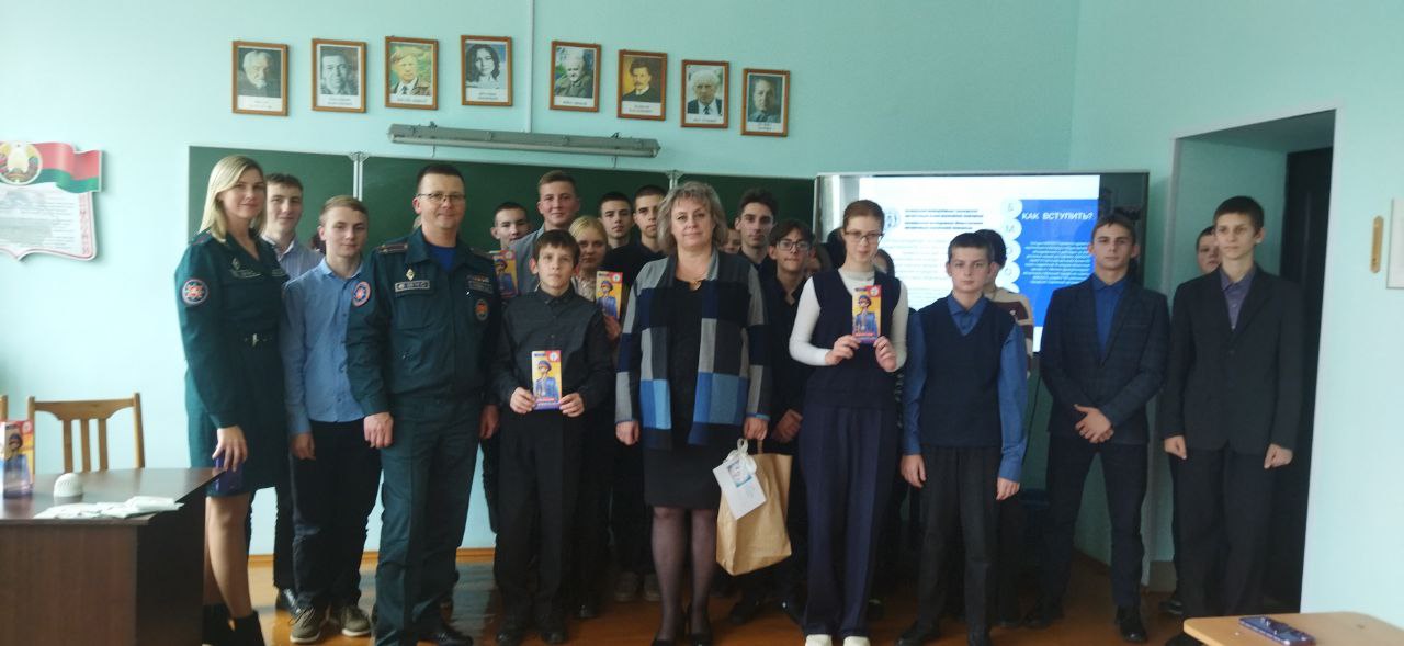 photo 2025 10 10 18 12 44